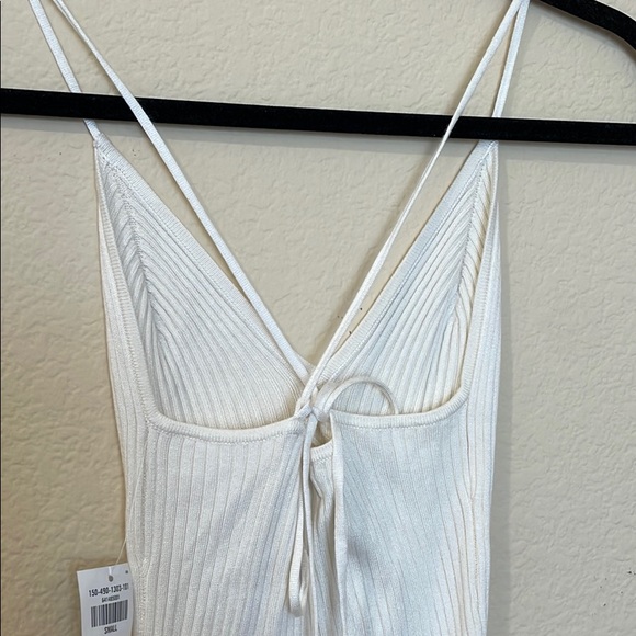 White body suit with open back - Picture 5 of 7